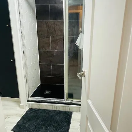 Modern On Golf - Andalucia Apartman