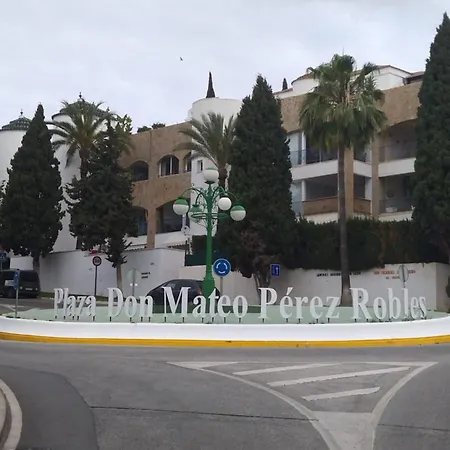 Modern On Golf - Andalucia Апартаменты