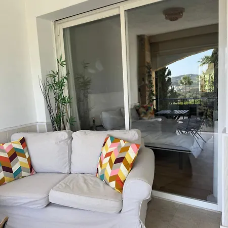 Modern On Golf - Andalucia Apartment